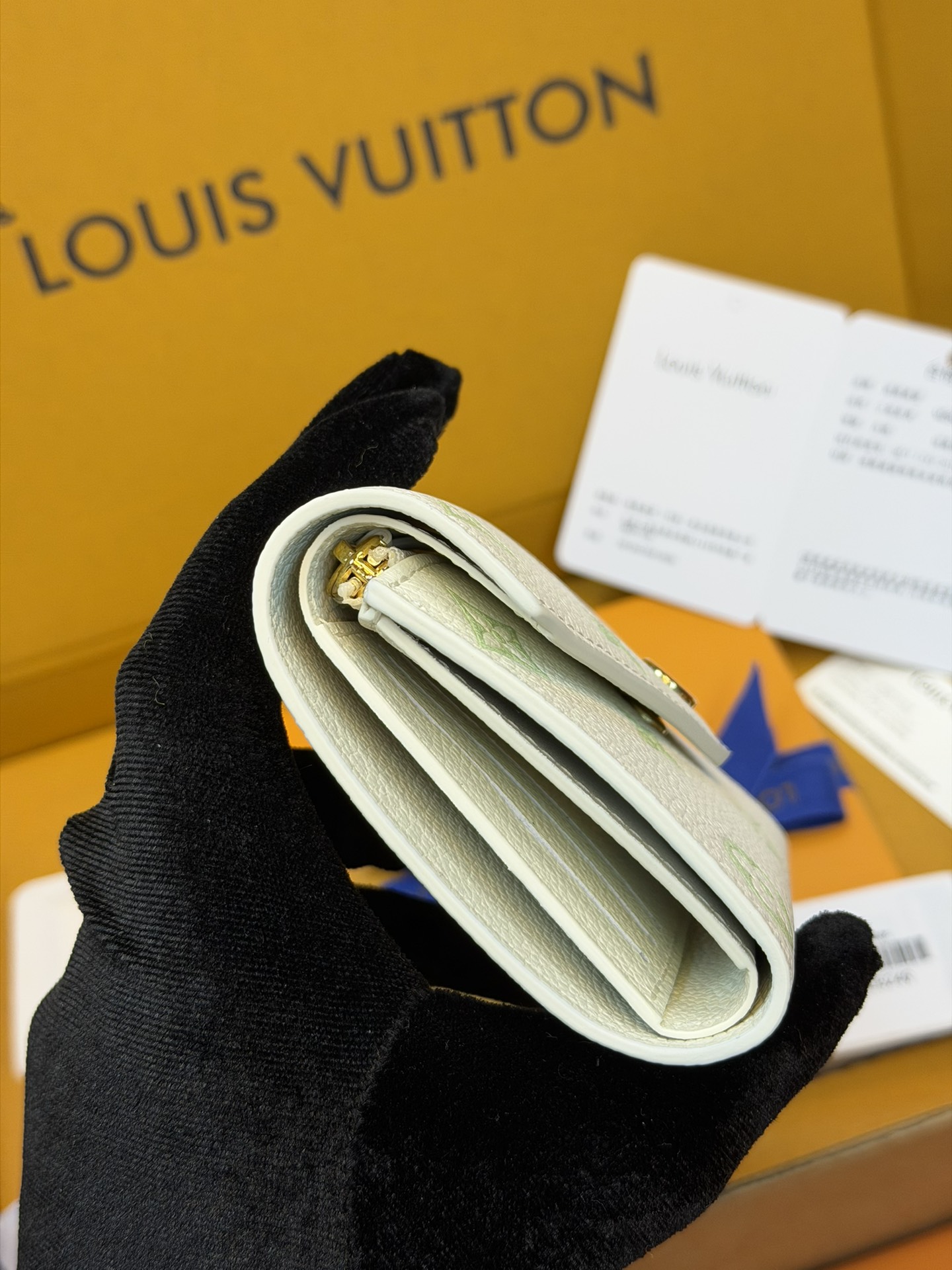 루이비통 지갑 137328 Louis Vuitton Wallet 썸네일 이미지