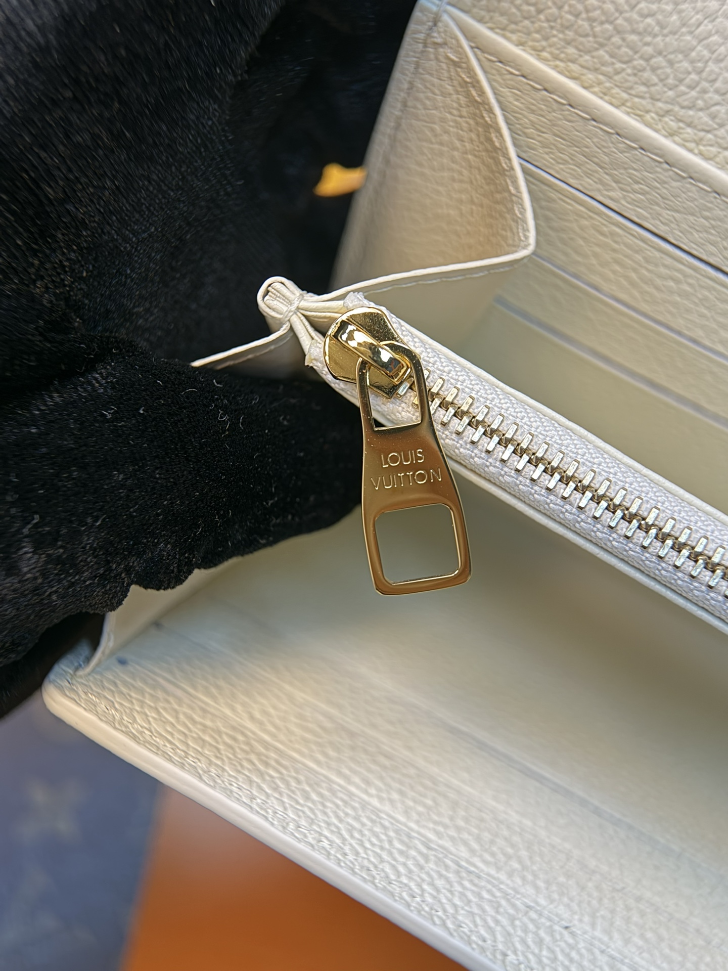 루이비통 지갑 137252 Louis Vuitton Wallet 썸네일 이미지