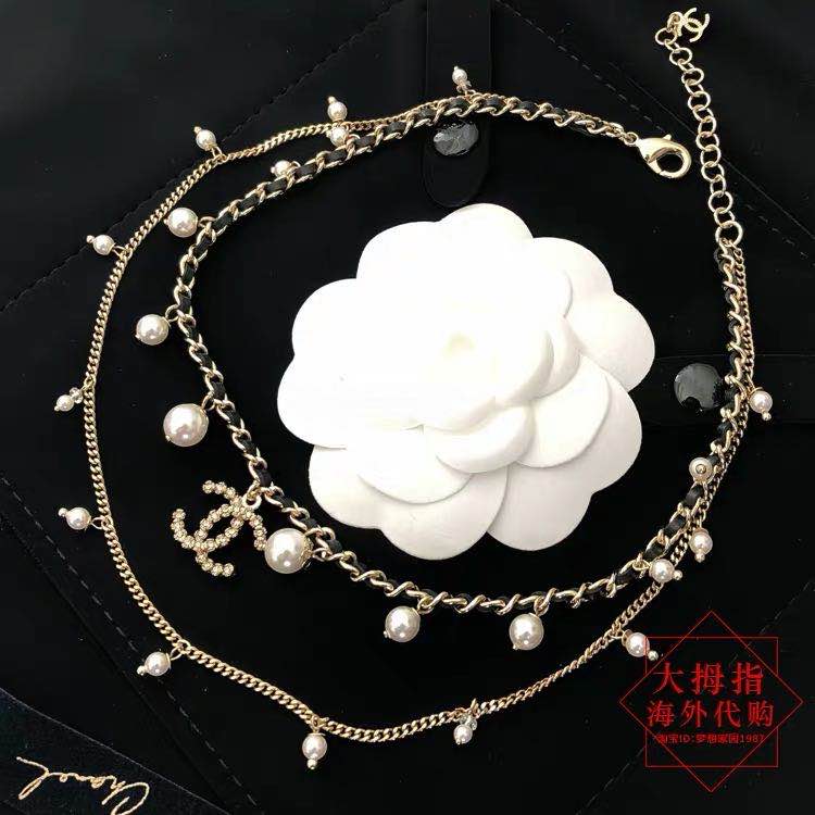 Chanel ● ● Chanel 香奈儿麦穗双c黑皮绳项链● 一致黄铜材质项链
