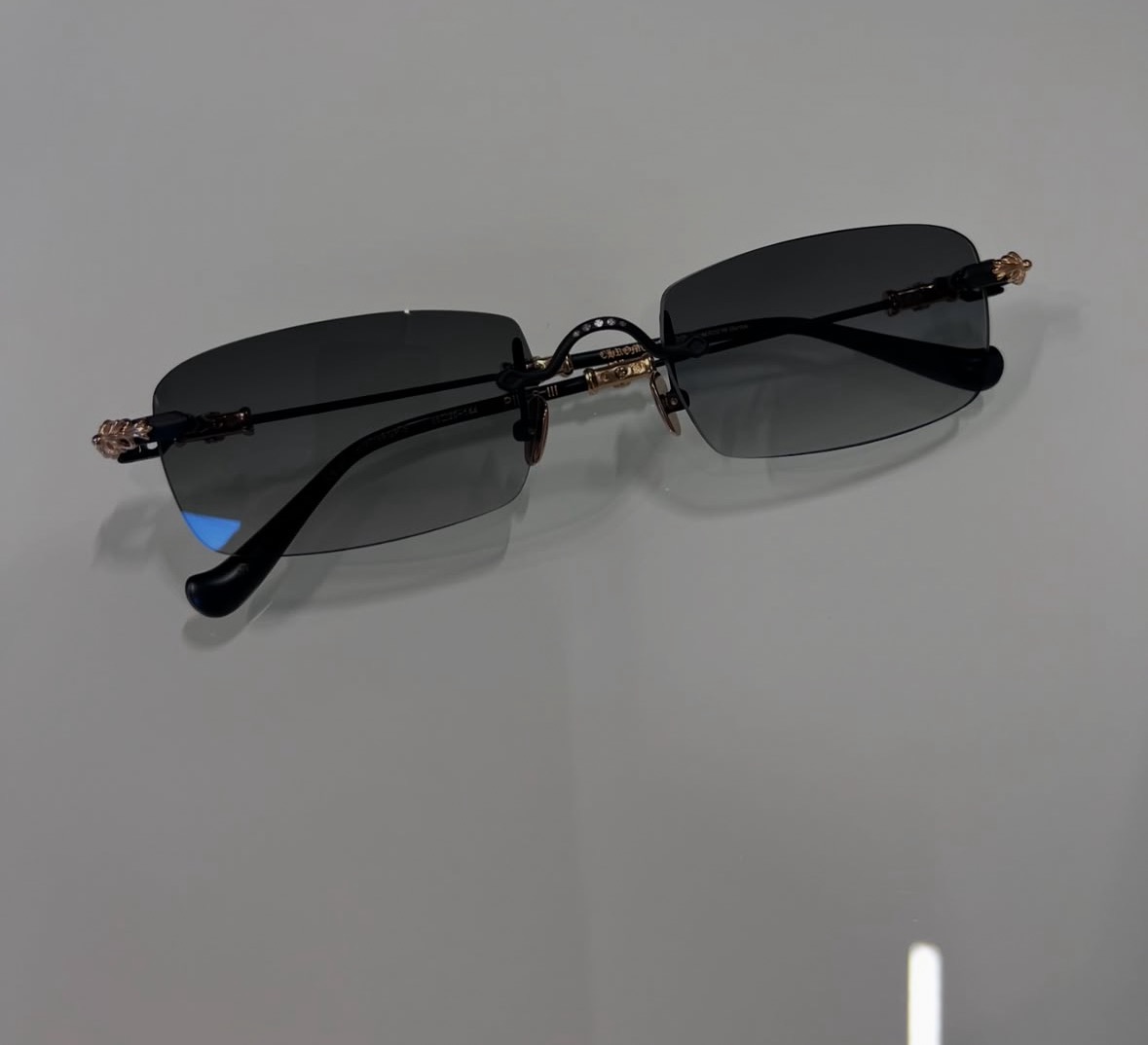 Designer Sunglasses pills