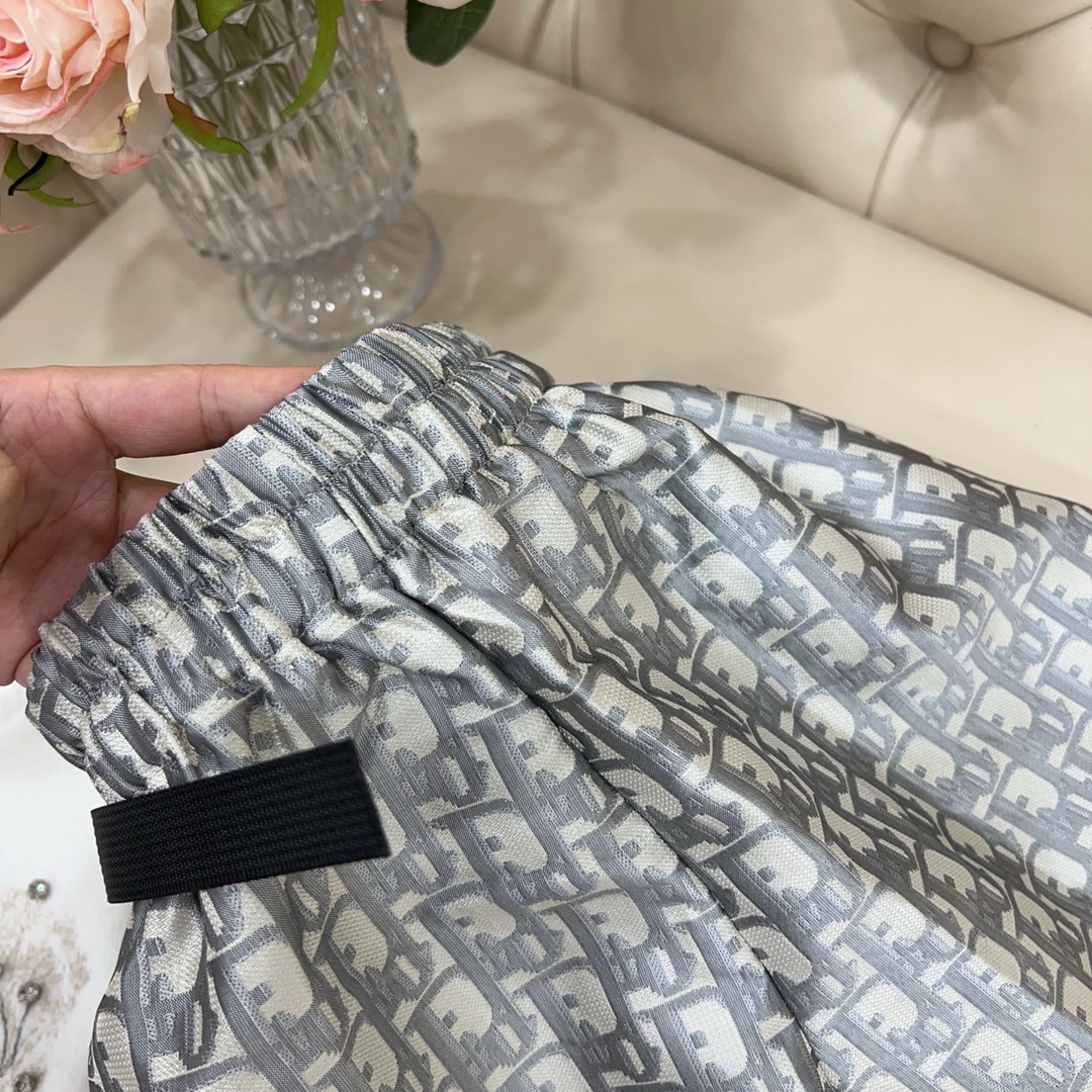 D’s New Fall and Winter Classic Flower Suit – Stylish and Durable Apparel Choice - 图片 7