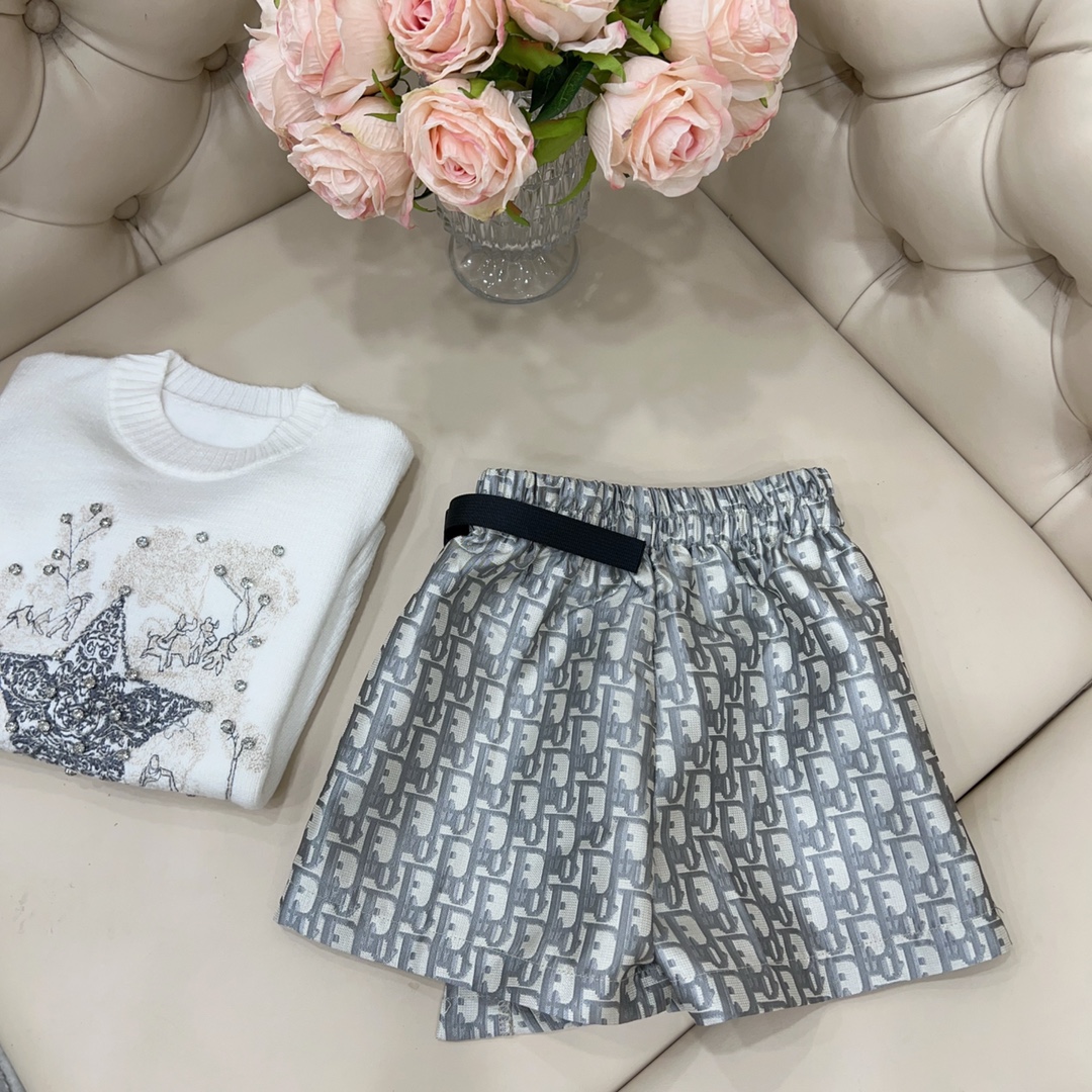 D’s New Fall and Winter Classic Flower Suit – Stylish and Durable Apparel Choice - 图片 8