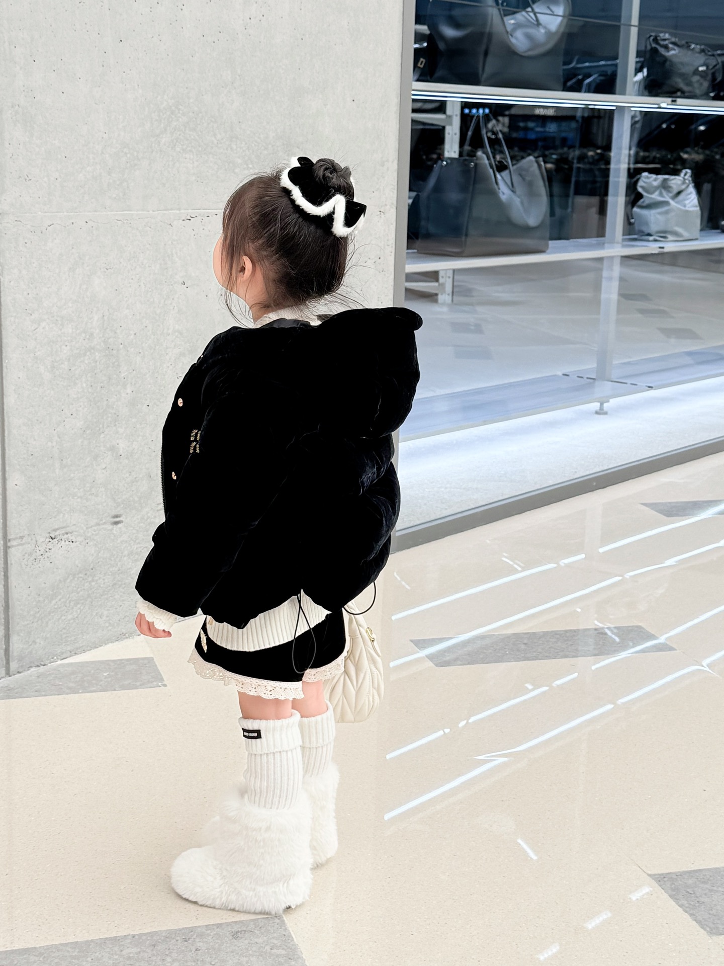 Louis Vuitton Haute Couture Haute Couture Ready-to-Wear Clothing Dress 8