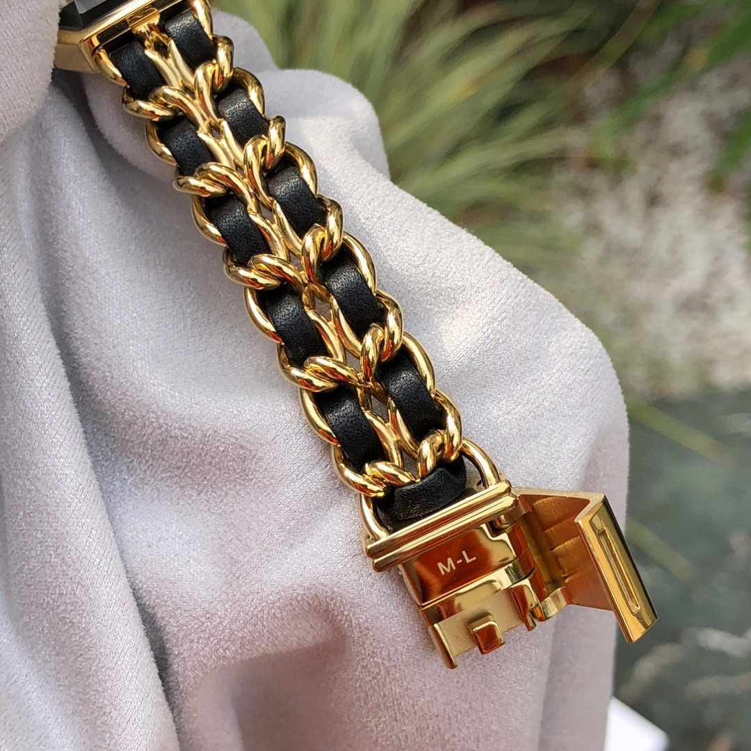 Chanel Première Watch with Pink Leather and Chain Bracelet for Women 4 i1703472598 7405 0