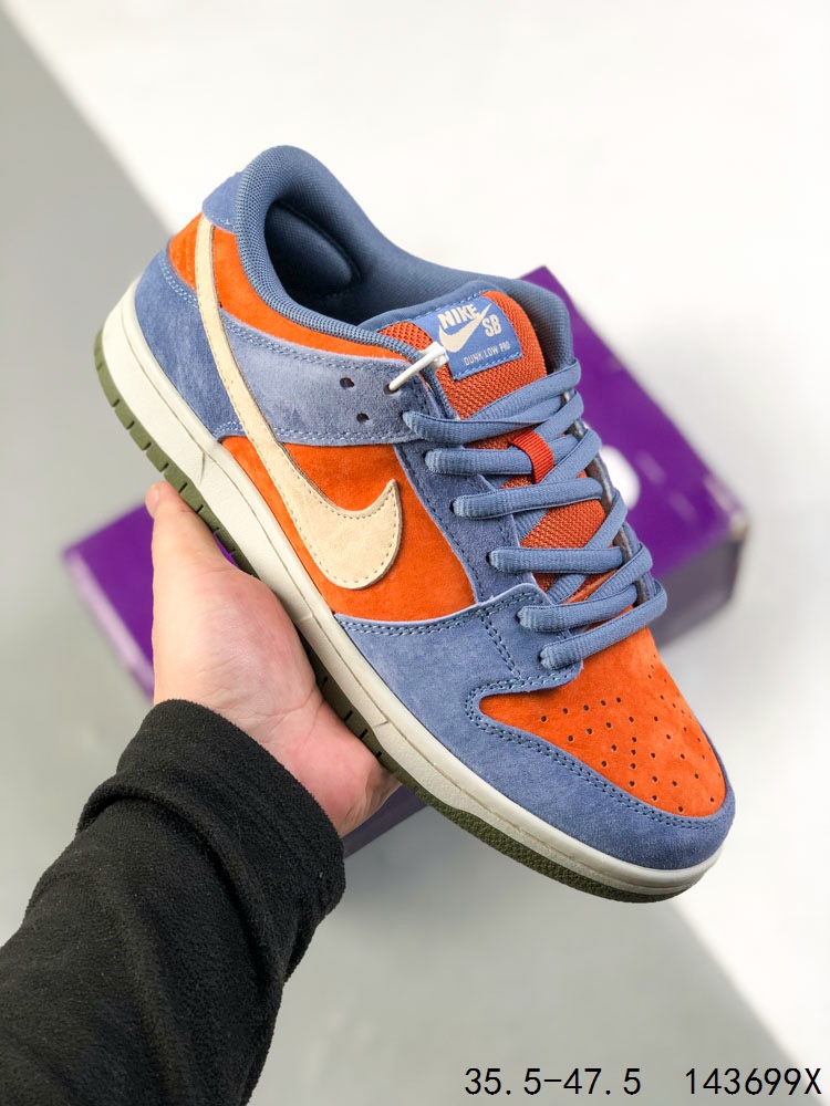 💰200
公司级带半码!
耐克Nike SB Dunk Low 复古低帮休闲运动滑板板鞋。采用脚感柔软舒适ZoomAir气垫,有效吸收滑板等极限运动在落地时带来的冲击力,为街头运动者们提供更好的保护
ID:143699X