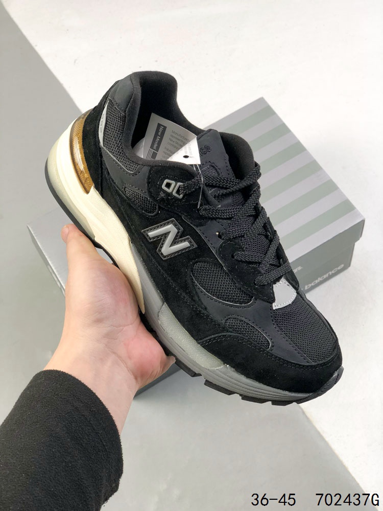 🈴️ 💰140
真标带半码！
工装大佬西山彻主理品牌联乘MC1APS® x New Balance新百伦NB Made in USA NB992系列 美产血统经典复古休闲运动百搭跑步鞋
尺码:如图
ID：702437G