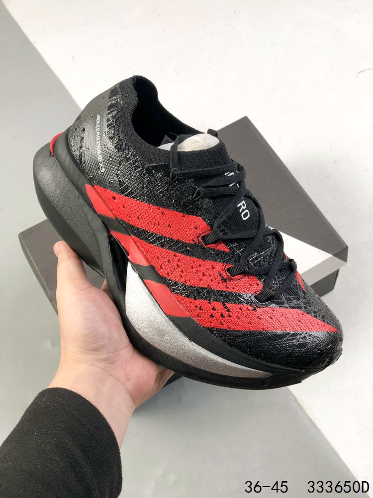 💰200
公司级!Adidas Adizero Prime X 3.0 Strung箱根系列 专业竞训 碳板碳柱 阿迪达斯 经典马拉松跑步鞋
整体采用前作的设计语言 并且对后者的细节进行升级 马拉松和长距离路跑的性能极限设计而生
货号:KJ6946
ID:333650D
