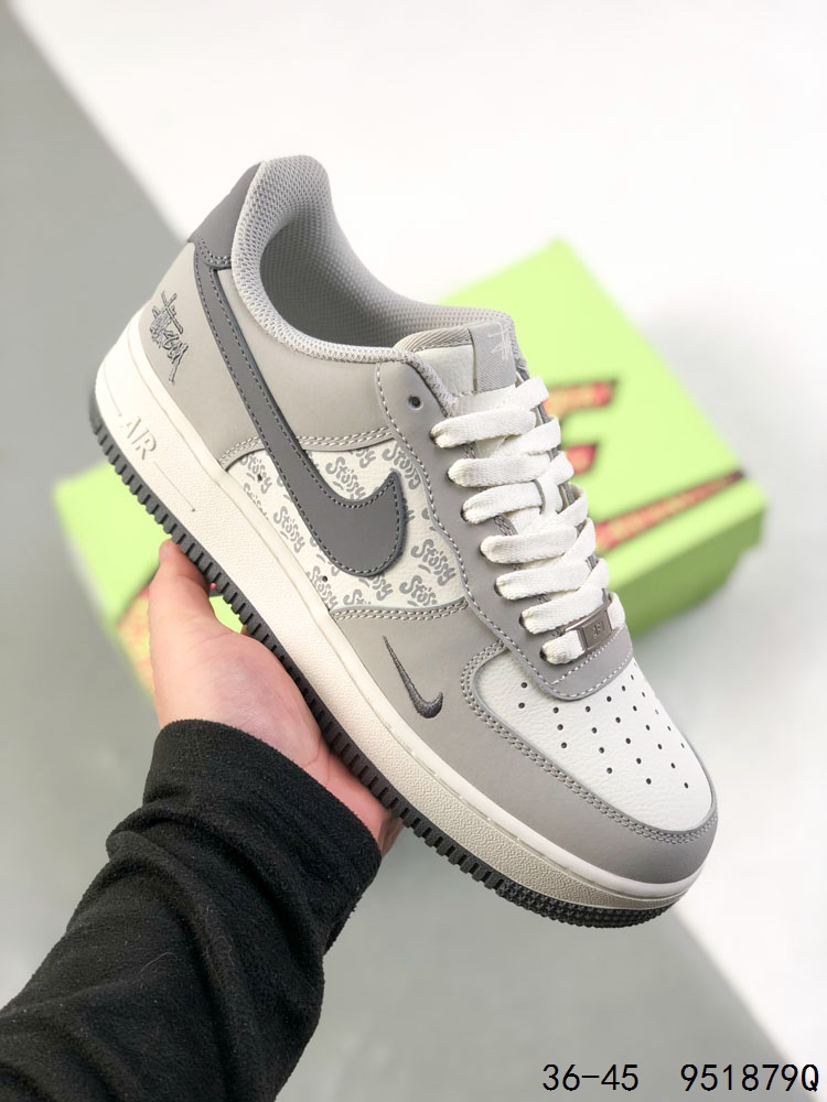 💰110
公司级带半码!
耐克Nike Air Force 1 Low 空军一号 联名 低帮百搭休闲运动板鞋 柔软、弹性十足的缓震性能和出色的中底设计,横跨复古与现代的外型结合,造就出风靡全球三十多年的Force 1 直到今天还深受青睐
ID:951879Q