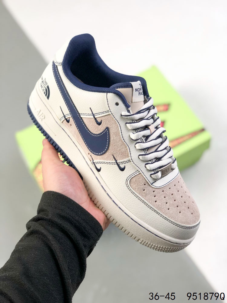 💰110
公司级带半码!
耐克Nike Air Force 1 Low 空军一号 联名 低帮百搭休闲运动板鞋 柔软、弹性十足的缓震性能和出色的中底设计,横跨复古与现代的外型结合,造就出风靡全球三十多年的Force 1 直到今天还深受青睐
ID:951879Q