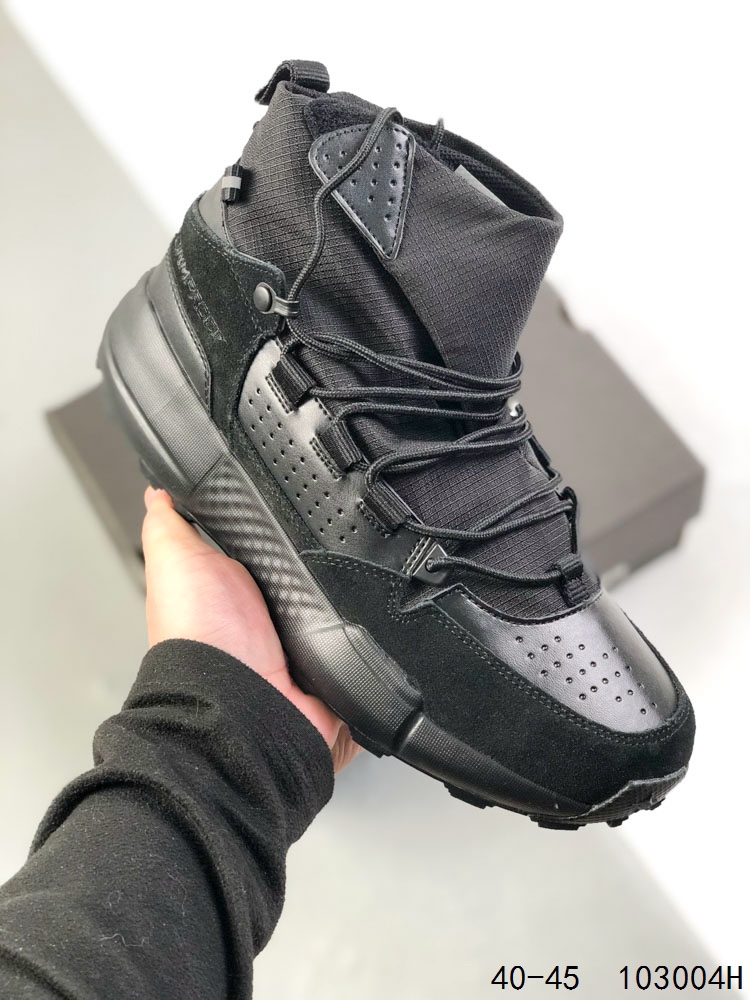 🈴️ 💰170
安德玛Under Armour Stellar 柔软舒适 高帮 户外靴 
尺码：40-45
ID：103004H