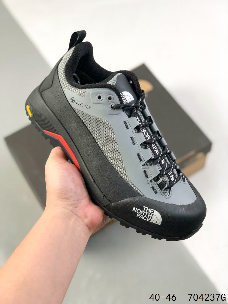 🈴️ 💰230
户外品牌 北面/The North Face Cedar Mesa 雪松梅萨系列高帮系带户外风徒步登山运动训练鞋 广东原厂代工出品 原楦型开发纸版 采用进口翻毛皮革组合防剐蹭牛津布料鞋面材质 3层组合防滑防剐蹭,耐磨锯齿耐磨橡胶大底 
尺码：40-46
ID:704237G