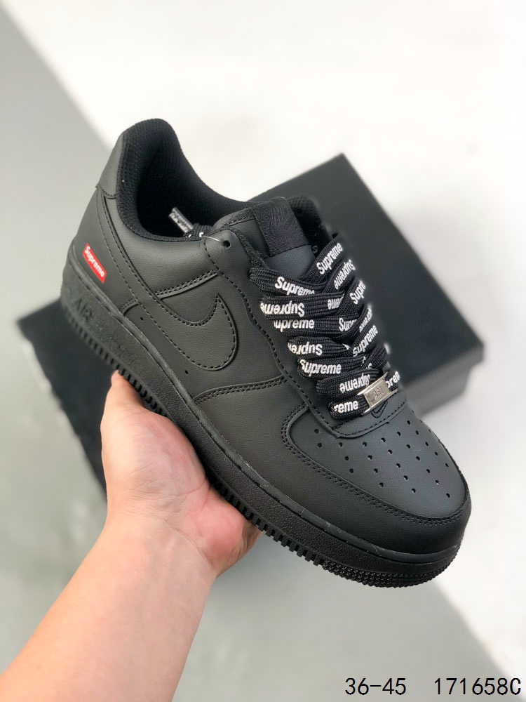 💰100
真标带半码!
耐克Nike Air Force 1 Low 空军一号 低帮百搭休闲运动板鞋 柔软、弹性十足的缓震性能和出色的中底设计,横跨复古与现代的外型结合,造就出风靡全球三十多年的Force 1 直到今天还深受青睐
尺码:如图
ID:171658C