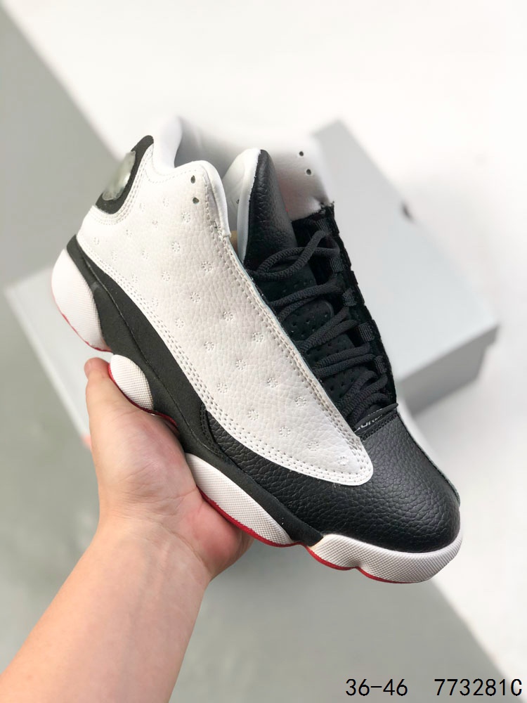 💰180
真标带半码!
Air Jordan 13 Retro AJ13 乔丹13代 aj13 乔13 AJ13代复古中高帮文化休闲运动篮球3D效果3色变换猫眼 中底嵌入碳纤缓震材质 缜密中底拉帮!
ID:773281C