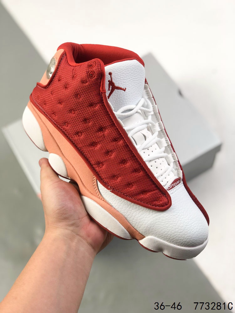 💰180
真标带半码!
Air Jordan 13 Retro AJ13 乔丹13代 aj13 乔13 AJ13代复古中高帮文化休闲运动篮球3D效果3色变换猫眼 中底嵌入碳纤缓震材质 缜密中底拉帮!
ID:773281C