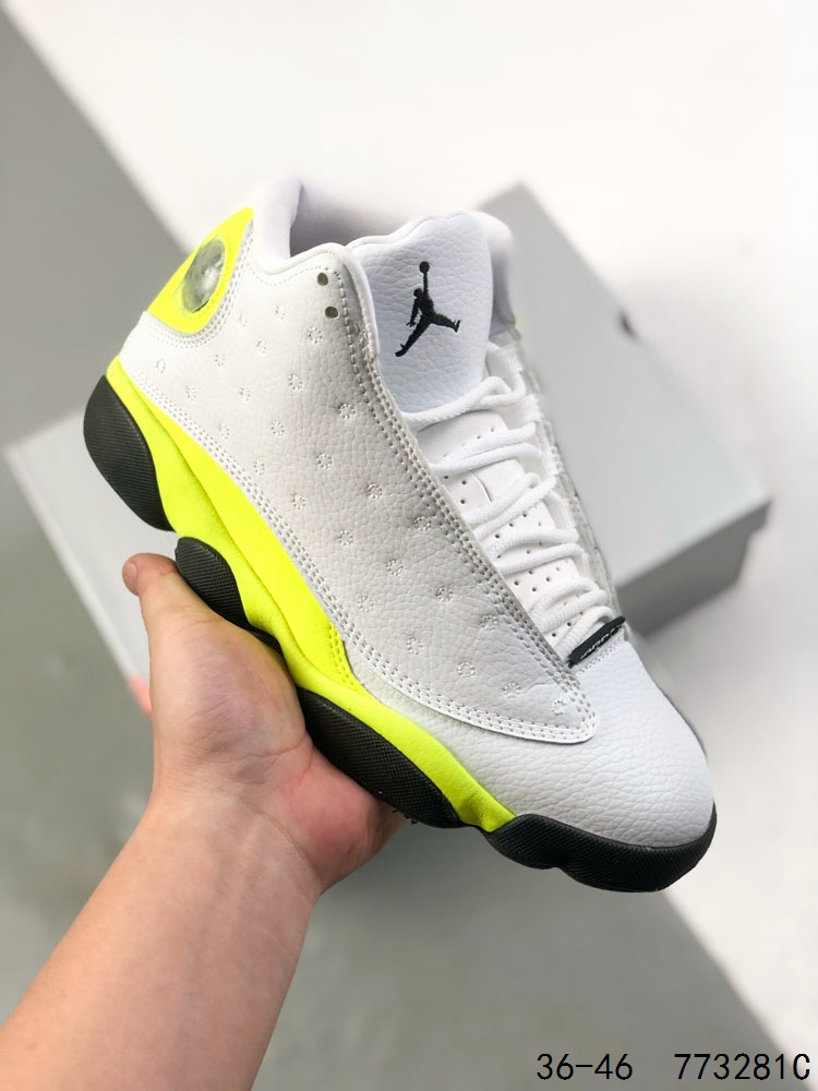 💰180
真标带半码!
Air Jordan 13 Retro AJ13 乔丹13代 aj13 乔13 AJ13代复古中高帮文化休闲运动篮球3D效果3色变换猫眼 中底嵌入碳纤缓震材质 缜密中底拉帮!
ID:773281C