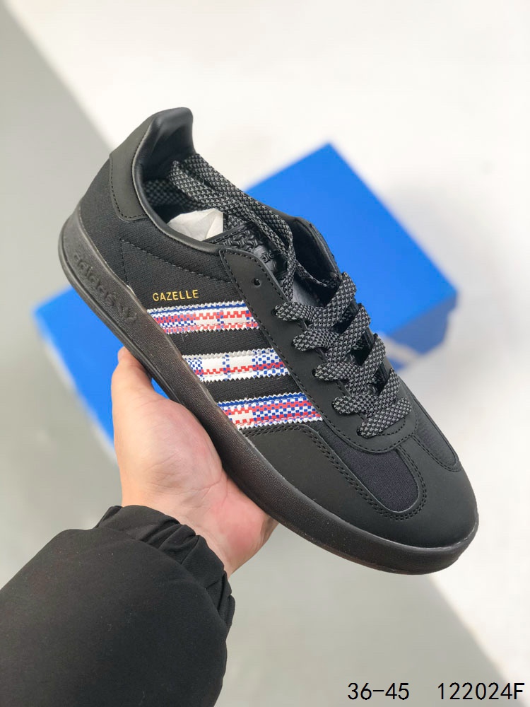 🈴️ 💰120
真标带半码!
Adidas阿迪达斯Gazelle Bold 低帮休闲运动板鞋
ID:122024F