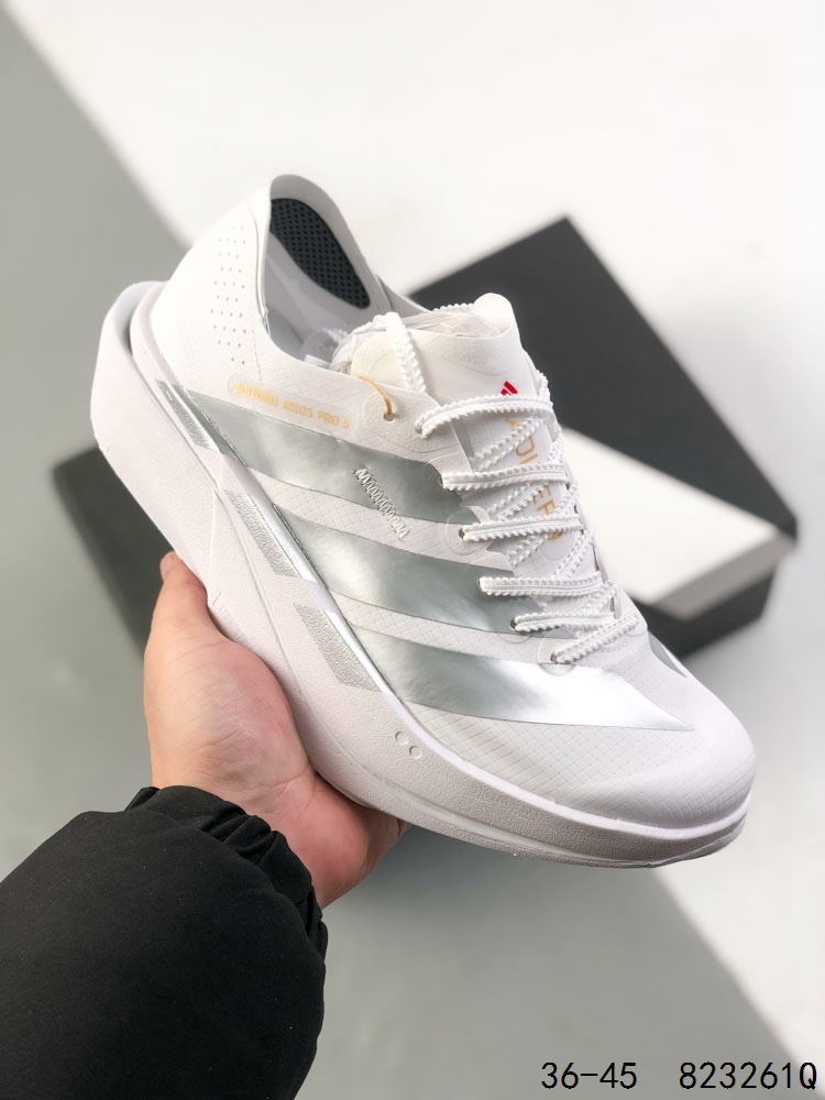 🈴️💰180
公司级✅Adidas Adizero Adios 5 M 马拉松飞线贾卡轻质透气休闲运动跑步鞋
采用双层透气网纱 Flywire动态飞线绑缚鞋面材质 内置Zoom小气垫装置
货号:k18328
尺码:如图
编码:823261Q