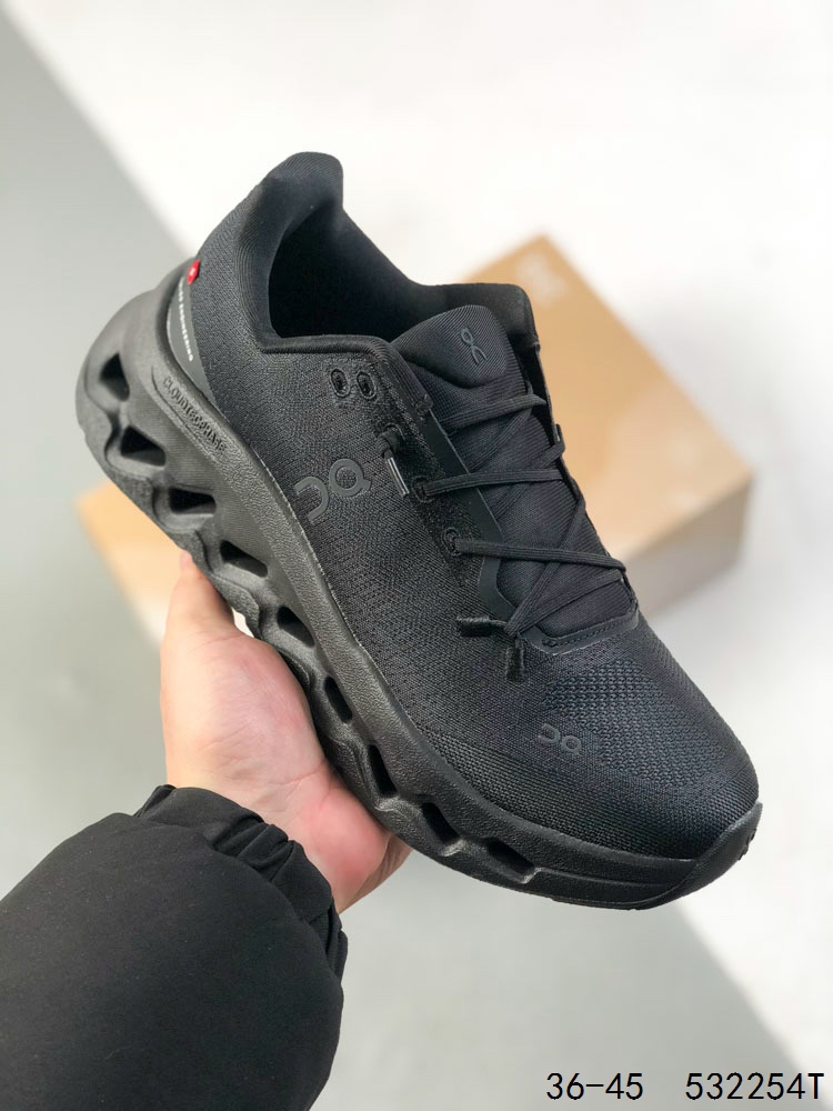 💰130
公司级!Loewe x On昂跑Cloudtilt 罗意威 联名轻量运动休闲鞋!杨幂同款,脚感很舒服,鞋底柔软且包裹性好,上脚显腿长,不用系鞋带很方便~ 不管休闲还是运动都很百搭。白色虽然不耐脏,但真的是最好看最显质感的颜色!
尺码:36-45
ID:532254T