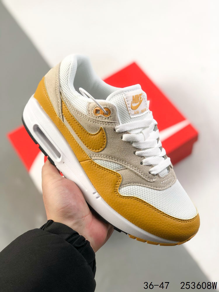 💰200
公司级带半码!
升级原楦原纸版开发版型#回弹PU模嵌入开窗气垫装置❗️耐克Nike Air Max 1 初代复古气垫百搭休闲运动慢跑鞋
尺码:36 36.5 37.5 38 38.5 39 40 40.5 41 42 42.5 43 44 45 46 47
ID:253608W