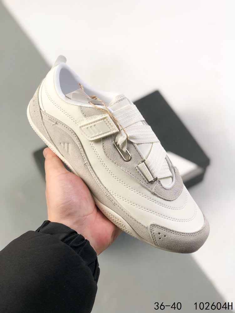 🈴️💰150
ADIDAS 皮革 FOS URBAN REVERIE 舒适百搭 耐磨低帮 阿迪达斯 生活休闲鞋
货号:JS2445
尺码:如图
ID：102604H