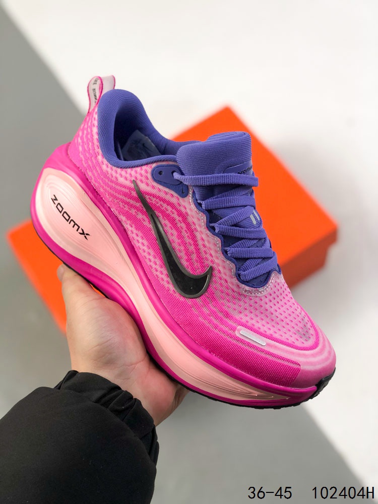🈴️ 💰140
公司级带半码!
耐克 Nike Air Zoom Vomero 18
全新科技提前原鞋开发 区别市面真标版本
必定是官方强力主推款式,真正的Zoom缓震大底科技嵌入
官方货号: HM6806
ID:102404H