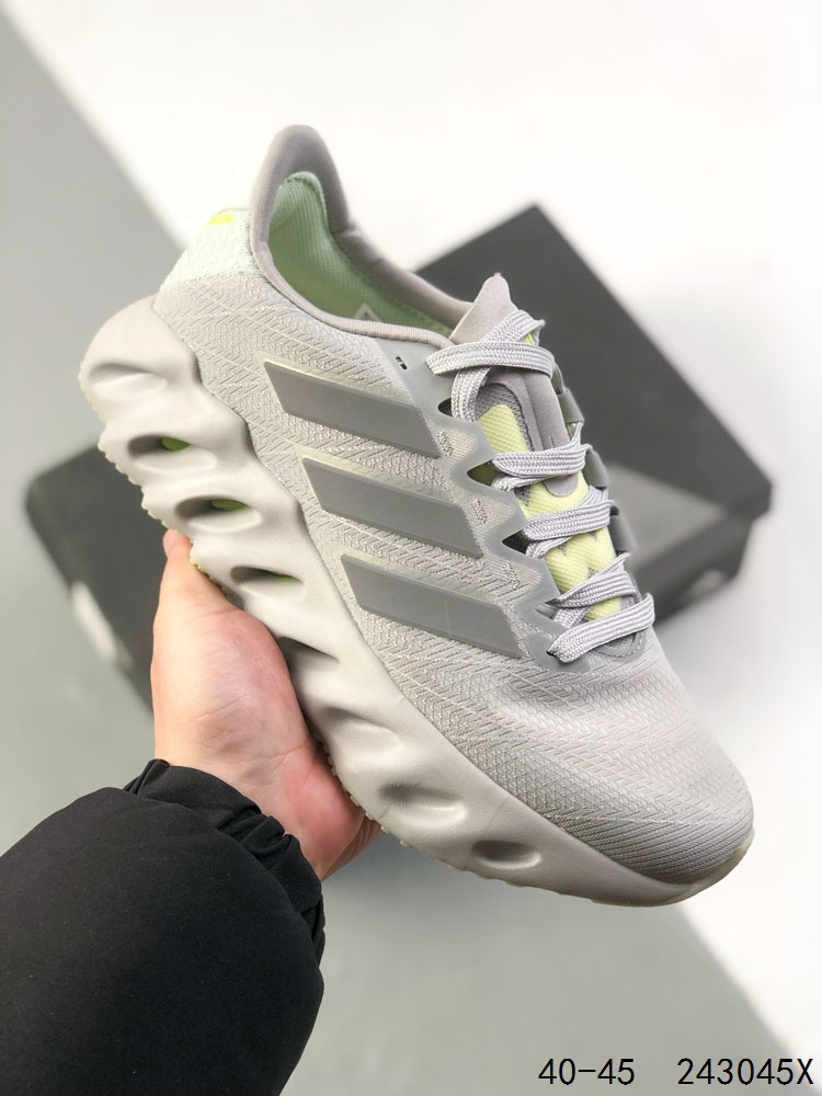 💰170
公司级✅阿迪Adidas SWITCH FWD M阿尔法系列 公司级真标真爆 休闲运动套脚慢跑鞋 德国Continental马牌橡胶外底 升级爆米花 极具踩”屎“感 开启全新领域 
货号:lD0299
尺码:如图
ID:243045X