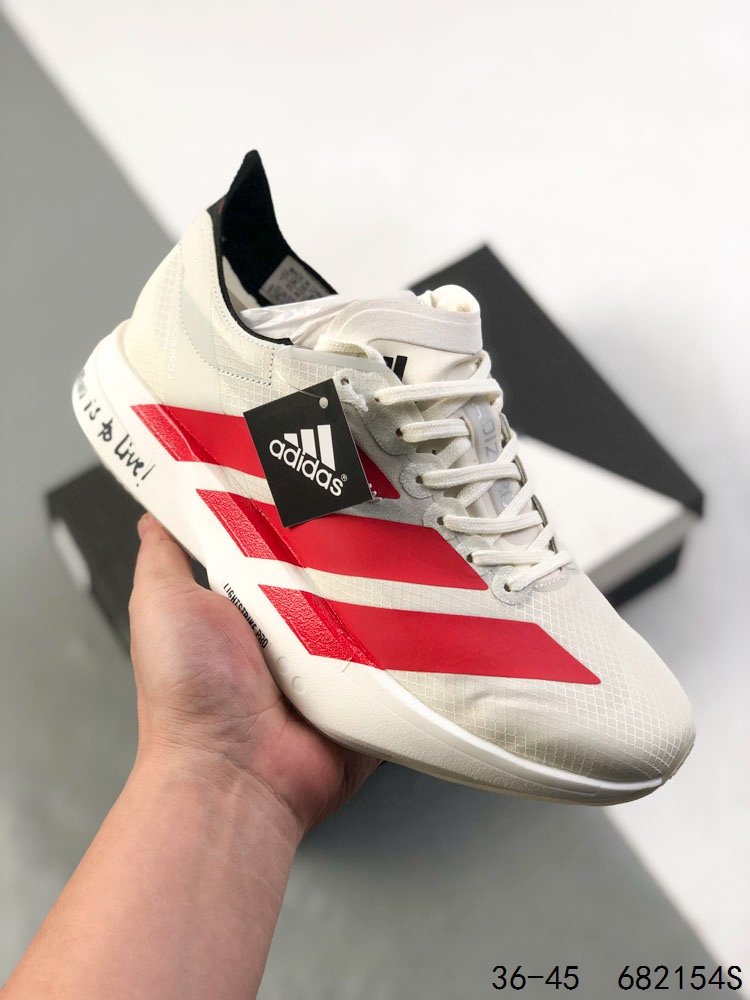 🈴️ 💰125
阿迪达斯 ADIDAS ADIZERO 4.0 运动舒适防滑耐磨 低帮跑步鞋 阿迪达斯革新力作!「破纪录轻跑鞋」adiZero Adios Pro EVO 极致轻盈的Lightweight Upper设计,带来近乎裸足的舒适体验。中底采用尖端科技,Lightstrike Pro材料经过精细调校,实现卓越缓震与轻量化的完美结合。#科技与时尚的融合
尺码:如图
ID:682154S