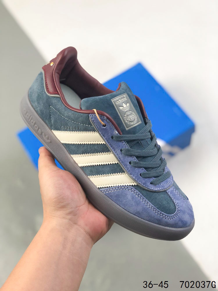 💰120
真标带半码!
阿迪达斯Adidas Gazelle Indoor 三叶草休闲防滑耐磨低帮板鞋
鞋头出色设计 塑就出众贴合感
稳固的后跟贴合足部曲线设计
软弹舒适 不易磨脚
橡胶鞋底配合防滑纹路设计 平稳抓地
尺码:36 36.5 37 38 38.5 39.5 40 49.5 41 42 42.5 43 44 45
ID:702037G