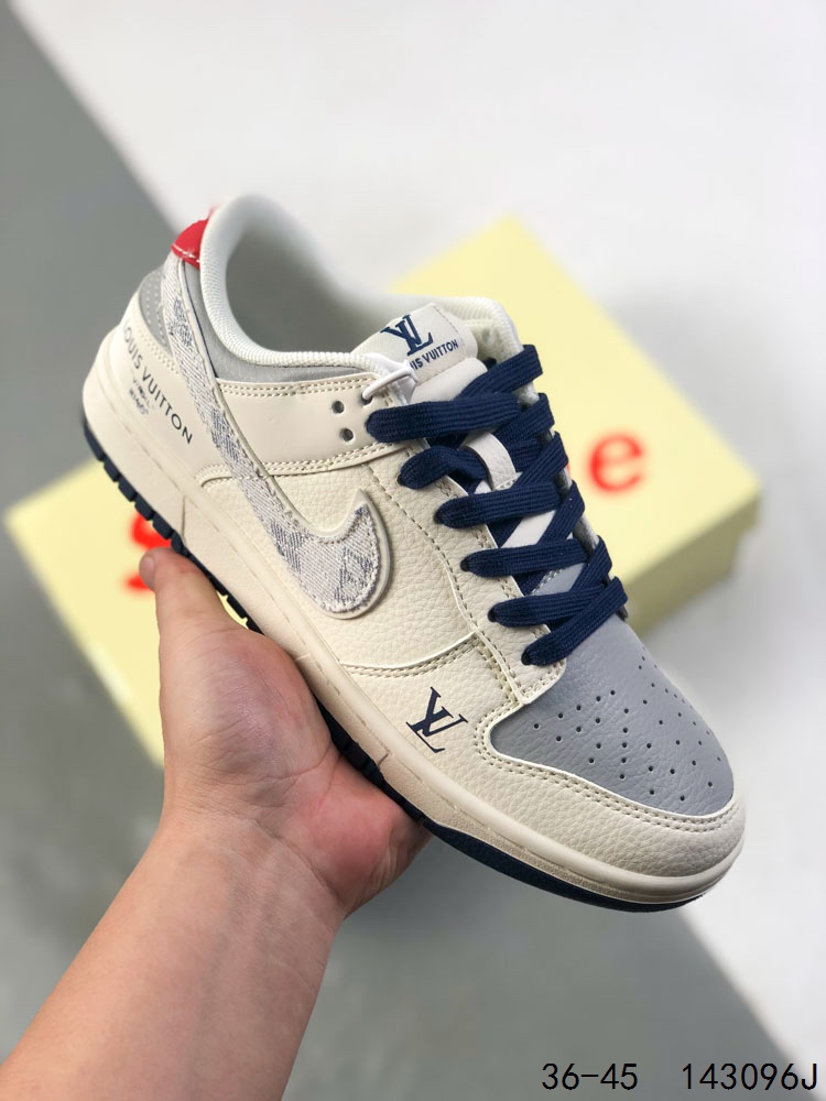 💰170
公司级带半码!
耐克Nike SB Dunk Low 联名 复古低帮休闲运动滑板板鞋。采用脚感柔软舒适ZoomAir气垫,有效吸收滑板等极限运动在落地时带来的冲击力,为街头运动者们提供更好的保护
ID:143096J