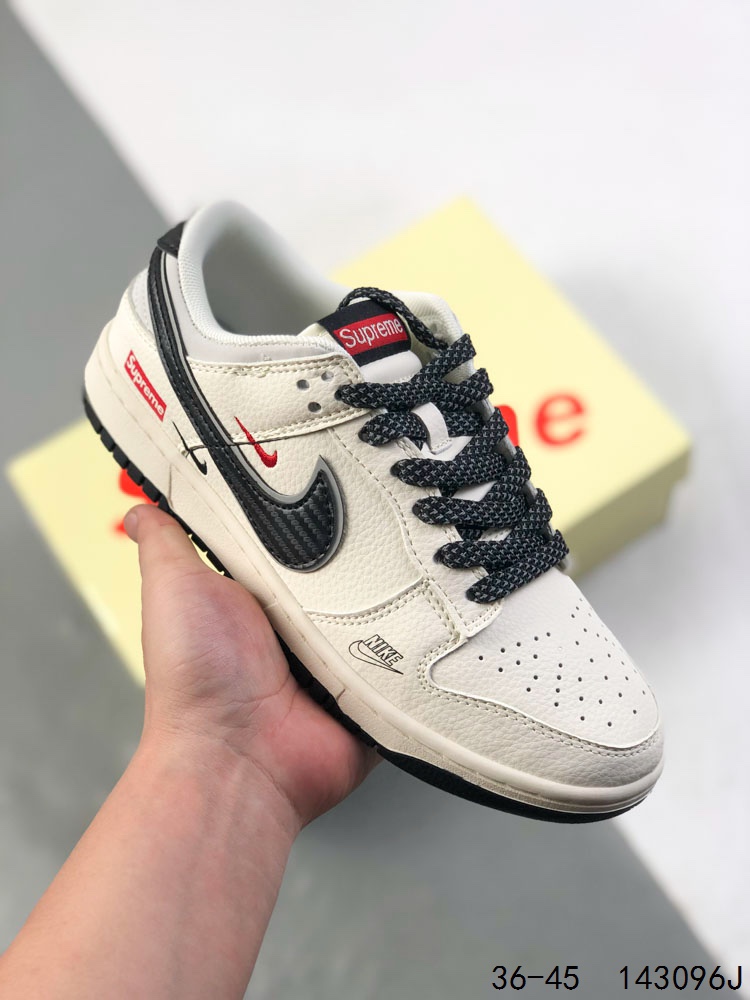 💰170
公司级带半码!
耐克Nike SB Dunk Low 联名 复古低帮休闲运动滑板板鞋。采用脚感柔软舒适ZoomAir气垫,有效吸收滑板等极限运动在落地时带来的冲击力,为街头运动者们提供更好的保护
ID:143096J