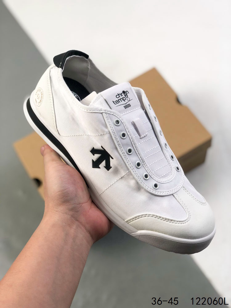 💰120
真标带半码!
迪桑特DESCENT CHRON Tempo 复古运动休闲鞋帆布鞋
尺码:如同
ID:122060L