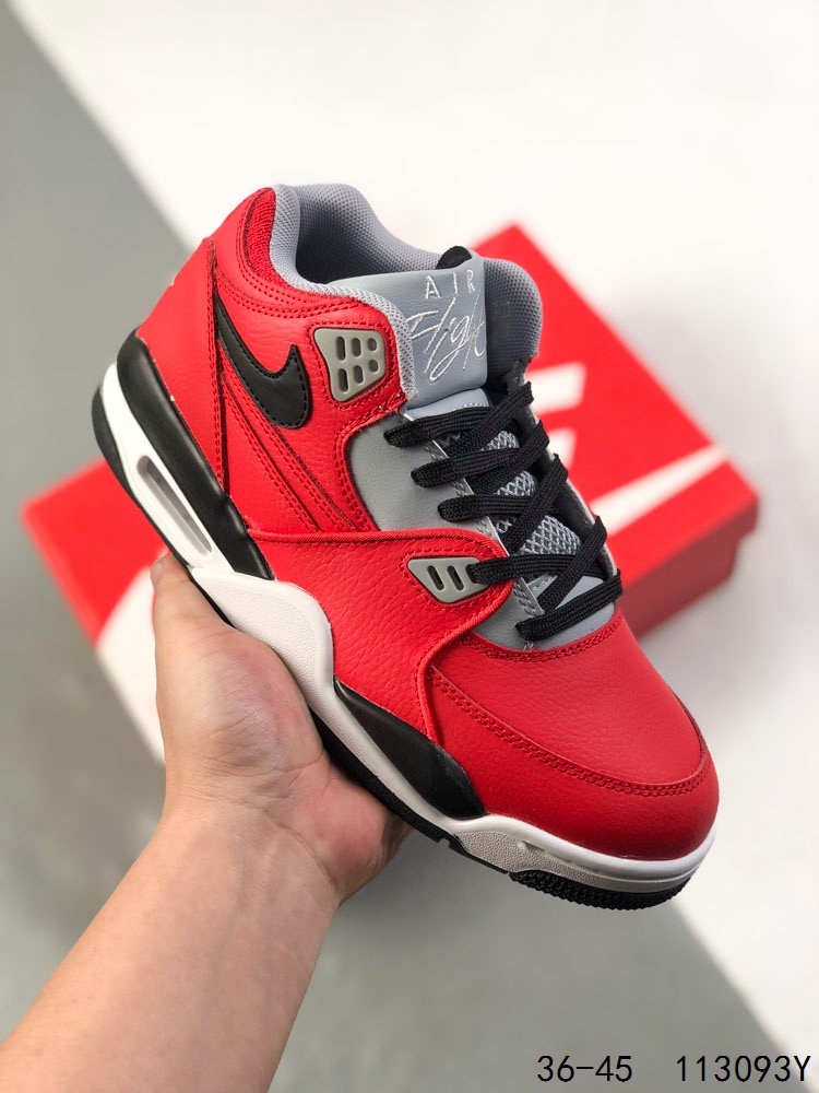 💰170
真标带半码！
耐克Air Flight 89运动鞋· AJ4兄弟款系列 篮球鞋 重塑80年代后期非凡篮球战靴的经典风范,利落皮革结构搭载卓越缓震系统,重现传世经典的卓越性能。取用皮革与合成材质组合鞋面,简约利落潮流运动 
ID:113093Y