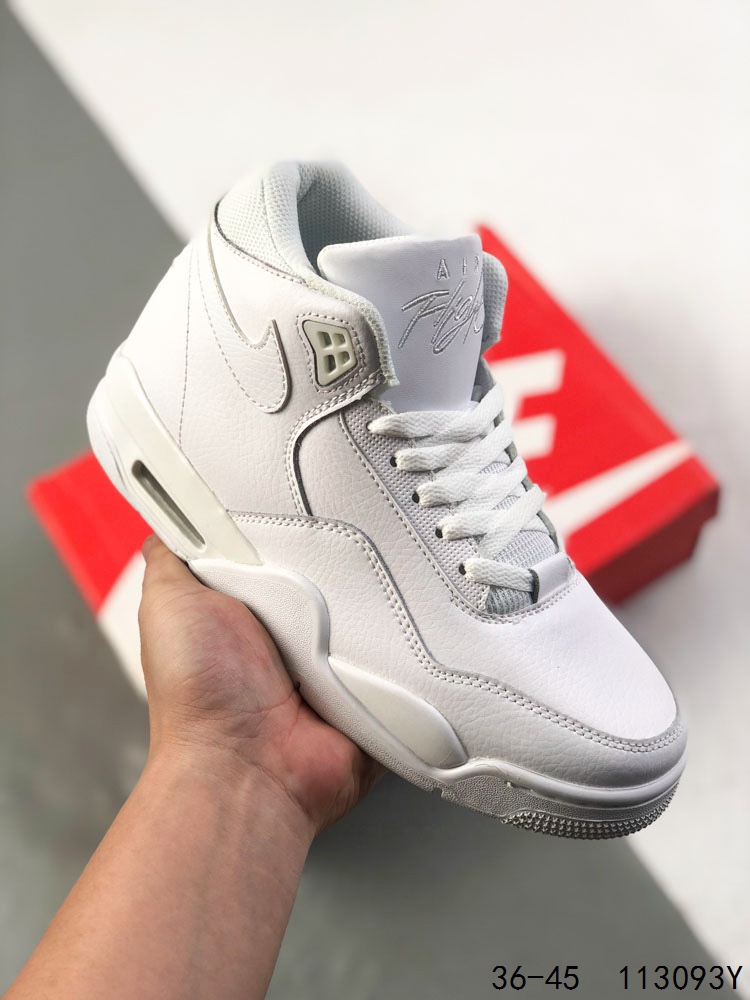 🈴️2⃣️ 💰170
真标带半码！
耐克Air Flight 89运动鞋· AJ4兄弟款系列 篮球鞋 重塑80年代后期非凡篮球战靴的经典风范,利落皮革结构搭载卓越缓震系统,重现传世经典的卓越性能。取用皮革与合成材质组合鞋面,简约利落潮流运动 
ID:113093Y