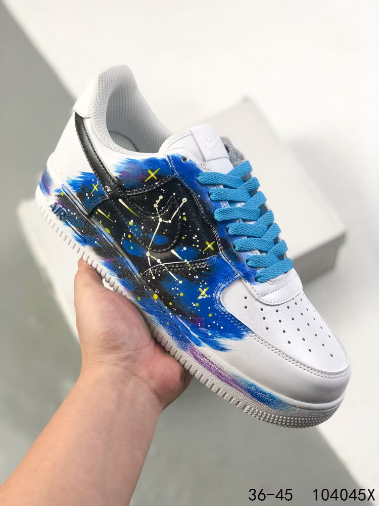 💰220
公司级带半码!
耐克 Nike Air Force 1 星座系列 涂鸦 经典复古 简约百搭 空军一号小白鞋 低帮 板鞋 男女同款
Size: 36 37.5 38 38.5 39 40 40.5 41 42 42.5 43 44 45
ID:104045X