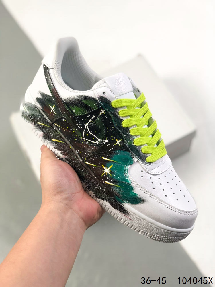💰220
公司级带半码!
耐克 Nike Air Force 1 星座系列 涂鸦 经典复古 简约百搭 空军一号小白鞋 低帮 板鞋 男女同款
Size: 36 37.5 38 38.5 39 40 40.5 41 42 42.5 43 44 45
ID:104045X