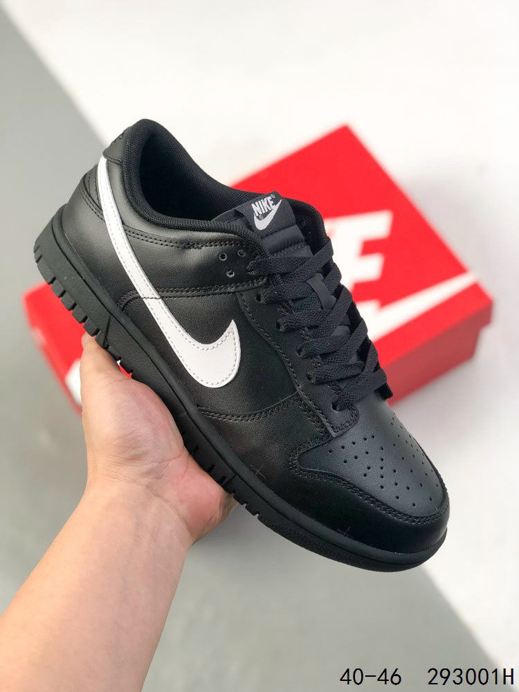 🈴️ 💰170
公司级带半码!
耐克Nike SB Dunk Low 复古低帮休闲运动滑板板鞋。采用脚感柔软舒适ZoomAir气垫,有效吸收滑板等极限运动在落地时带来的冲击力,为街头运动者们提供更好的保护
ID:293001H