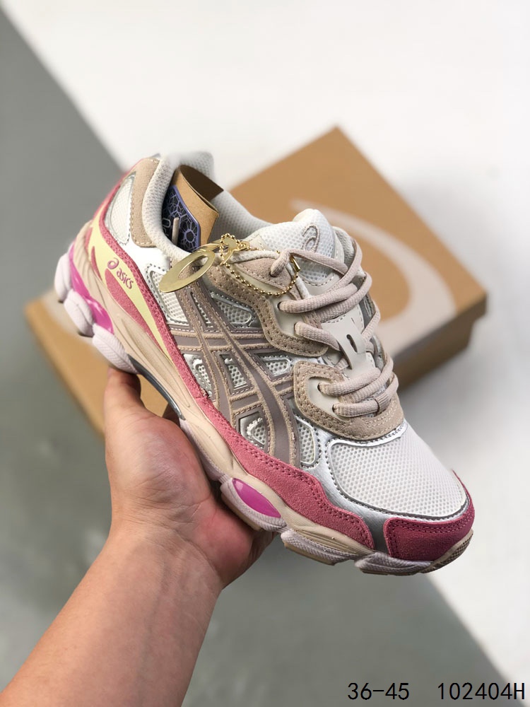 🈴️ 💰140
公司级带半码!
ASICS/亚瑟士 Tiger GEL-NYC户外越野休闲运动跑步鞋。#透气网眼鞋面配合部分合成革材质#采用全新AHAR+橡胶材质,更加耐磨.
尺码:36-45
ID:102404H