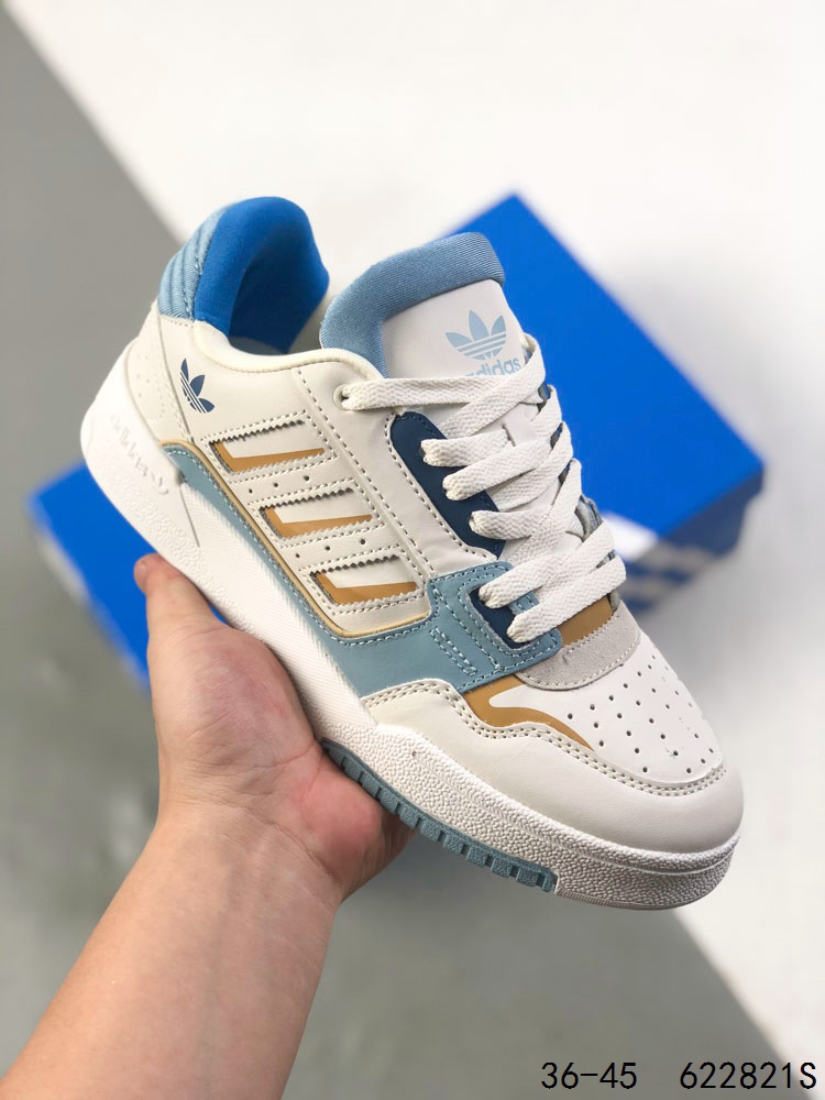 公司级带半码! 阿迪达斯 ADIZERO POR M舒适百搭 防滑耐磨 低帮 板鞋 男女同款 三叶草FORUM2000 三叶草新款运动板鞋! 谁能拒绝这样一双复古感十足的面包鞋呢?这个系列的包裹感很不错,踩着好跟脚 暴走也不累 #三叶草 #复古鞋回潮 #宝藏球鞋推荐 #复古鞋 #三叶草面包鞋 货号: GW6646 ID:622821S