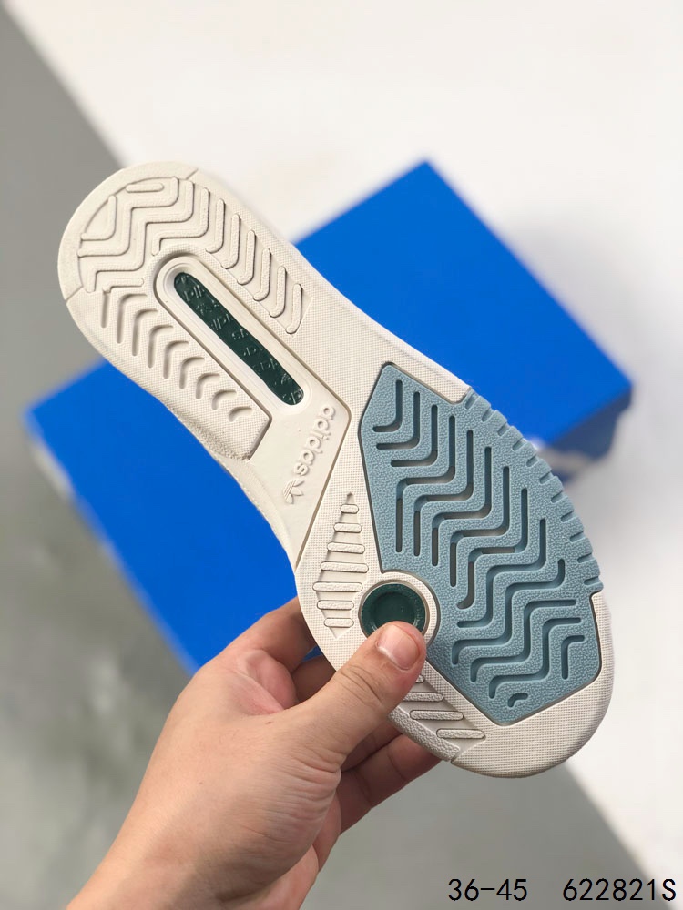 💰150
公司级带半码！
阿迪达斯 ADIZERO POR M舒适百搭 防滑耐磨 低帮 板鞋 男女同款 三叶草FORUM2000 三叶草新款运动板鞋！ 谁能拒绝这样一双复古感十足的面包鞋呢？这个系列的包裹感很不错，踩着好跟脚 暴走也不累 #三叶草   #复古鞋回潮  #宝藏球鞋推荐  #复古鞋  #三叶草面包鞋
货号:  GW6646
尺码:  36-45
ID：622821S