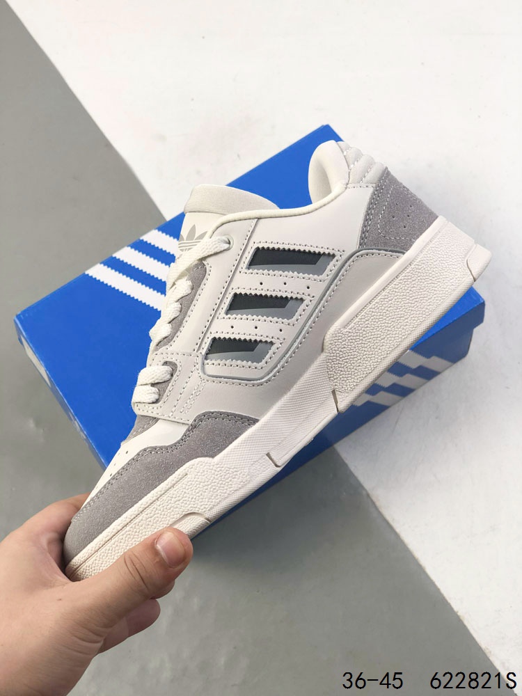 💰150
公司级带半码！
阿迪达斯 ADIZERO POR M舒适百搭 防滑耐磨 低帮 板鞋 男女同款 三叶草FORUM2000 三叶草新款运动板鞋！ 谁能拒绝这样一双复古感十足的面包鞋呢？这个系列的包裹感很不错，踩着好跟脚 暴走也不累 #三叶草   #复古鞋回潮  #宝藏球鞋推荐  #复古鞋  #三叶草面包鞋
货号:  GW6646
尺码:  36-45
ID：622821S