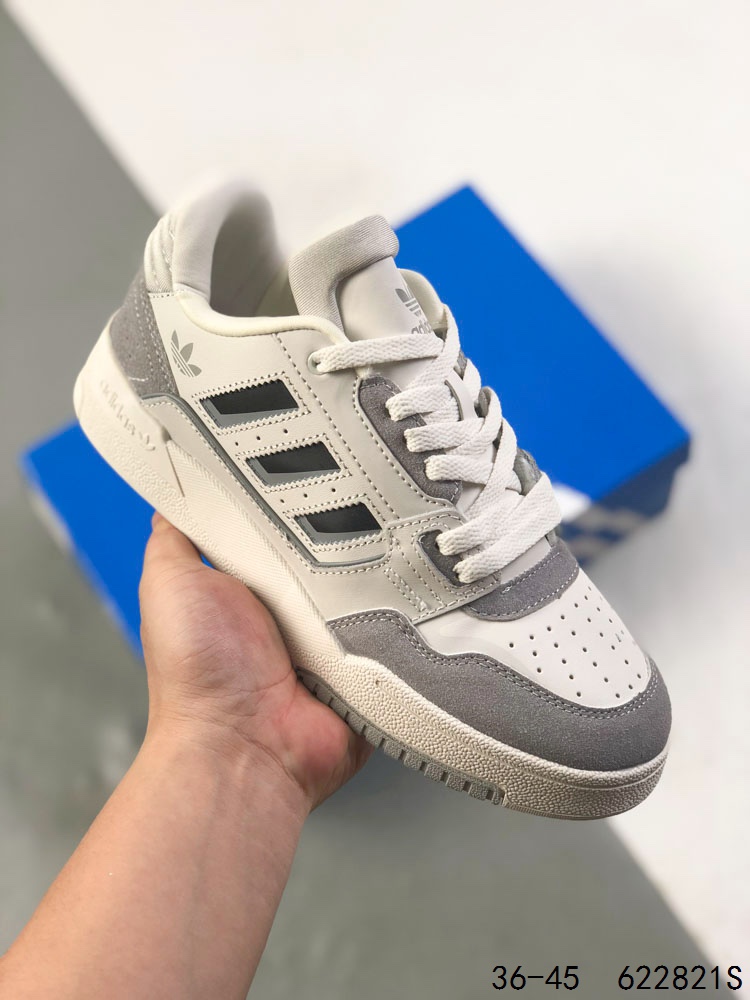 💰160
公司级带半码！
阿迪达斯 ADIZERO POR M舒适百搭 防滑耐磨 低帮 板鞋 男女同款 三叶草FORUM2000 三叶草新款运动板鞋！ 谁能拒绝这样一双复古感十足的面包鞋呢？这个系列的包裹感很不错，踩着好跟脚 暴走也不累 #三叶草   #复古鞋回潮  #宝藏球鞋推荐  #复古鞋  #三叶草面包鞋
货号:  GW6646
尺码:  36-45
ID：622821S