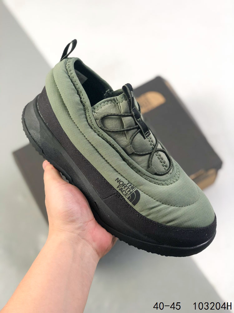 💰180
【公司级】THE NORTH FACE北面男鞋25春夏户外轻便透气舒适防滑休闲营地鞋板鞋 毛毛虫 复古百搭厚底增高运动板鞋 轻巧、柔软、温暖、灵活。居家室内一脚蹬休闲面包鞋采用尼龙帆布鞋面材质#外置轻量PU鞋底❗毛毛虫鞋的设计灵感来源于其独特的外观，鞋身采用柔软的材料，提供极佳的舒适度。鞋底设计考虑了抓地力，适合各种户外活动。此外，该鞋还具有良好的透气性，即使在长时间穿着下也能保持脚部干爽‌‌。
码数：40-45
ID：103204H