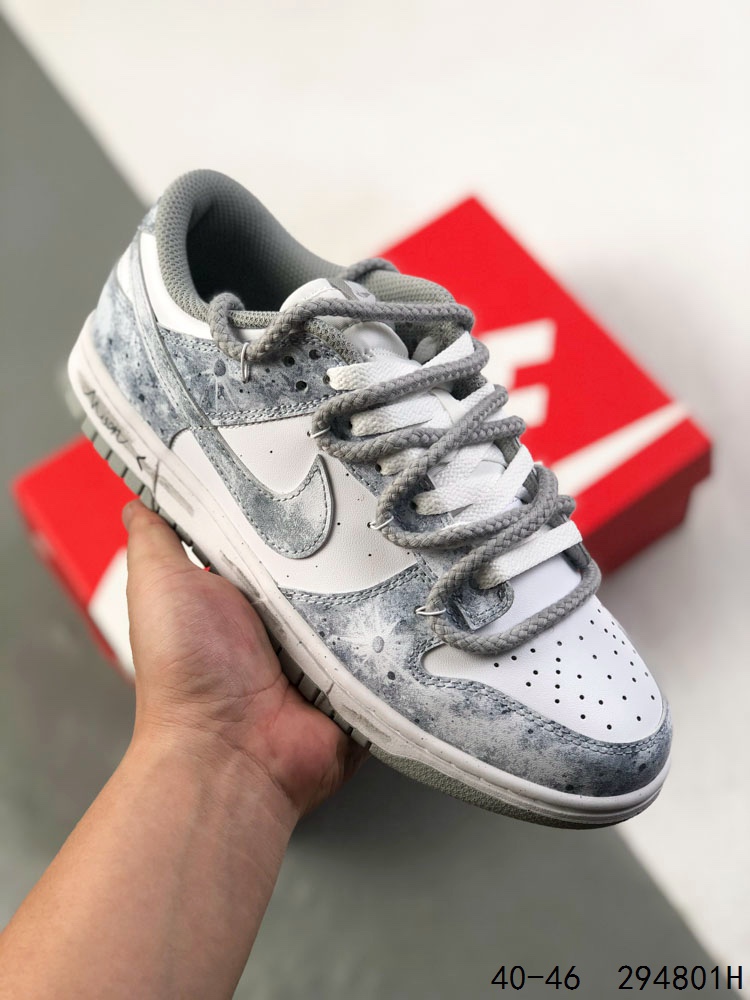 🈴️💰260
公司级带半码!
耐克Nike SB Dunk Low 联名 绑绳绑带 复古低帮休闲运动滑板板鞋。采用脚感柔软舒适ZoomAir气垫,有效吸收滑板等极限运动在落地时带来的冲击力,为街头运动者们提供更好的保护
ID:294801H