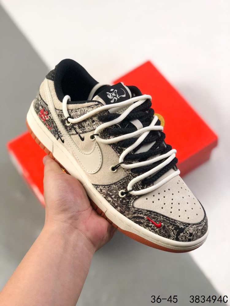 💰190
公司级带半码!
耐克Nike SB Dunk Low 联名 绑绳 复古低帮休闲运动滑板板鞋。采用脚感柔软舒适ZoomAir气垫,有效吸收滑板等极限运动在落地时带来的冲击力,为街头运动者们提供更好的保护
ID:383494C