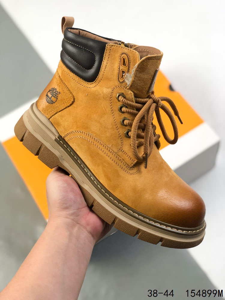 💰260
Timberland添柏岚/天伯伦 高帮户外休闲鞋 历年超级热销款 英伦复古工装低帮男鞋 原盒原包装 搭配防臭防腐高弹力鞋垫，给您完美的穿着体验，质量考究耐穿，型男必备，专治不帅，高品质脚感一流！
尺码：如图
ID：154899M