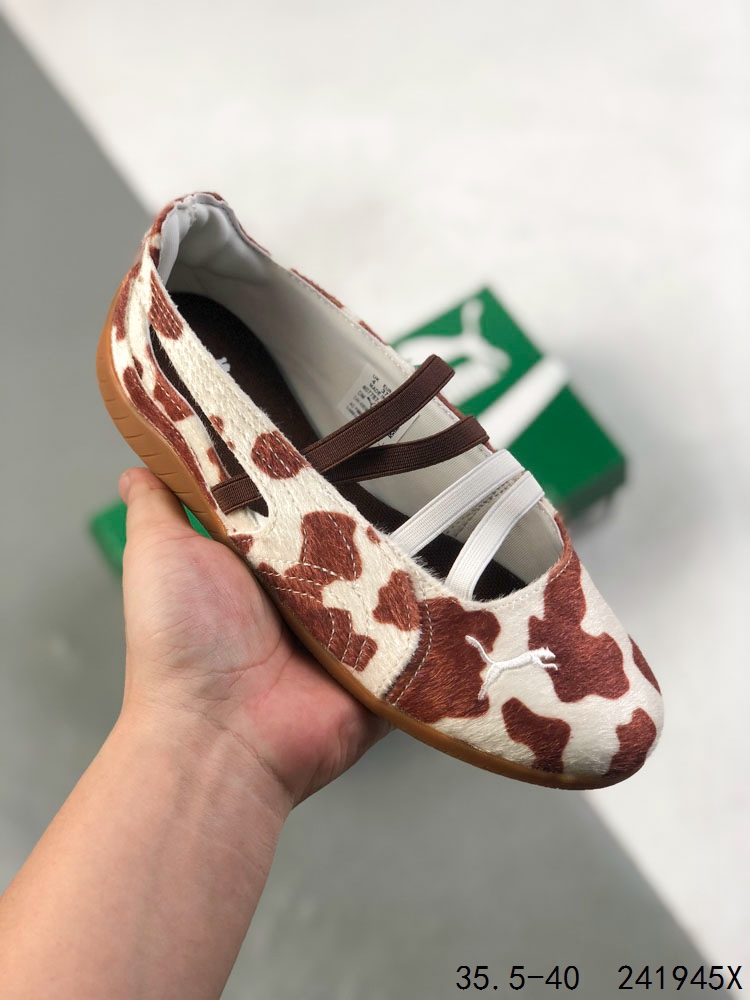 🈴️💰115
真标带半码！
彪马 Puma speedcat 奶牛 简约时尚休闲气质百搭单品 时尚一脚蹬休闲玛丽珍鞋
货号:401287-01
尺码:35 36 37 37.5 38 38.5 39 40 4.05 41
ID:241945X