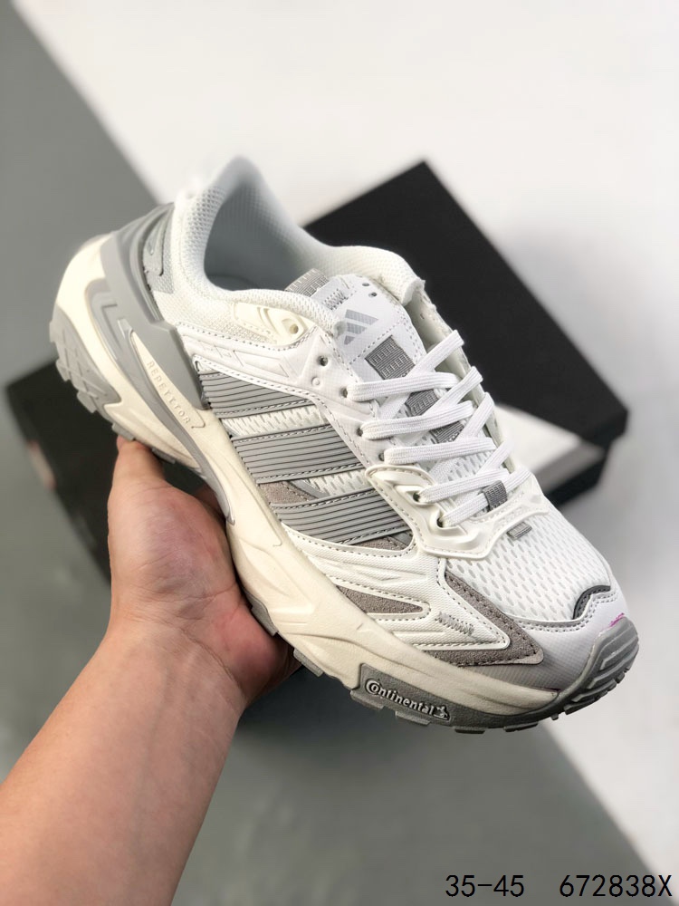 公司级✅Adidas XLG STORM EDGE 阿迪达斯 舒适 防滑 老爹鞋 鞋面由轻薄透气的网布制成 提供卓越的空气流通性能 中底使用品牌独有的Bounce缓震技术 帮助减少地面对关节的冲击力 提升整体的舒适性 鞋子的设计风格简约大气 同时兼顾功能性和美感 适用于各种场景 货号:KK1002 ID:672838X