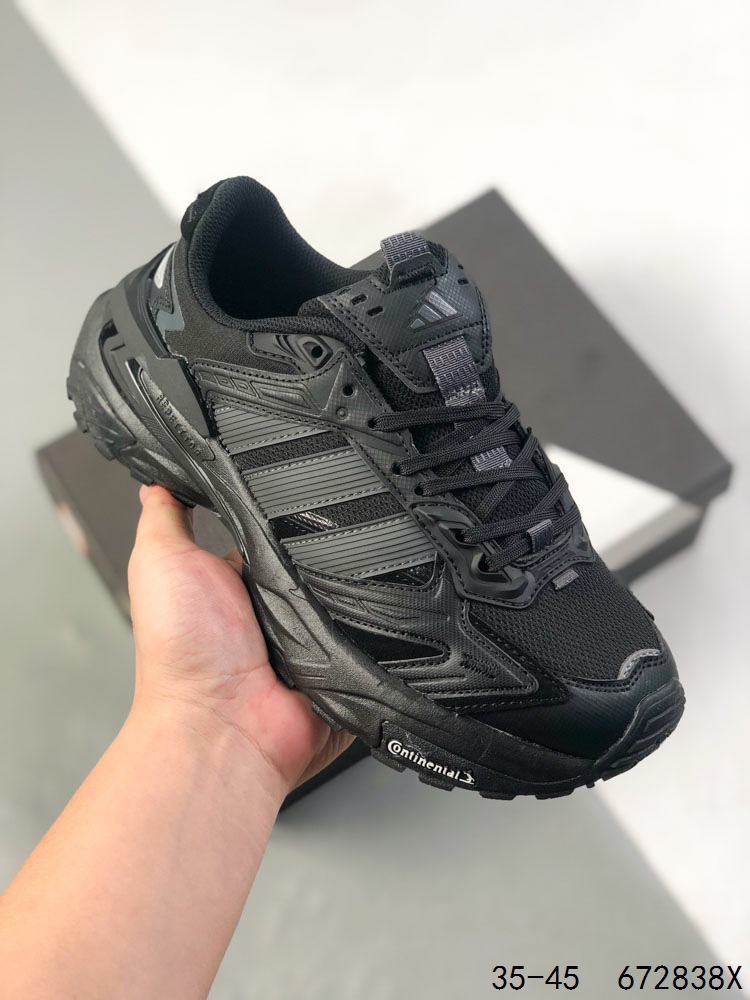 公司级✅Adidas XLG STORM EDGE 阿迪达斯 舒适 防滑 老爹鞋 鞋面由轻薄透气的网布制成 提供卓越的空气流通性能 中底使用品牌独有的Bounce缓震技术 帮助减少地面对关节的冲击力 提升整体的舒适性 鞋子的设计风格简约大气 同时兼顾功能性和美感 适用于各种场景 货号:KK1002 ID:672838X