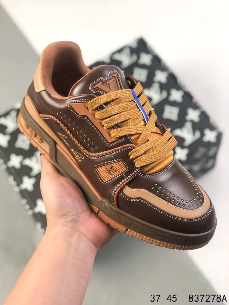 🈴️ 💰380
LV路易威登Louis vuitton Trail Sneaker Low 涂鸦色 休闲运动文化百搭篮球板鞋 致TPR光泽鞋底#耐弯折滴塑支持片#鞋垫嵌入超软脚感乳胶材质的篮球鞋 
Size：如图所示
ID：837278A