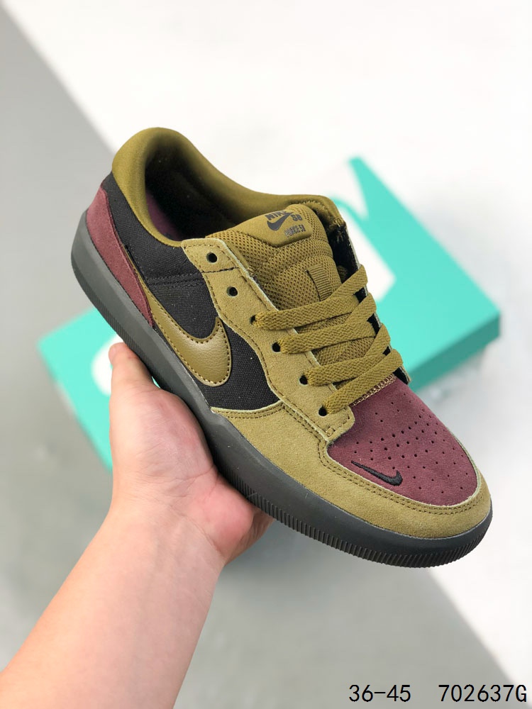 🈴️ 💰150
真标带半码！
耐克Nike SB Force 58款 是一款将前沿创新带入街头的单品，它具有硫化杯底，具有出色的耐用性和灵活性。使用帆布和绒面革，在饰面上放置通风口，它自始至终都融入了传统篮球风格，此次配色迎入，小闪电和芝加哥的风格，重新打造鞋款
ID:702637G